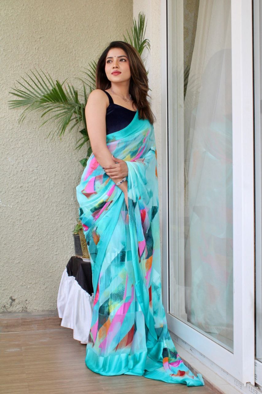 Women Printed Saree with Blouse Piece