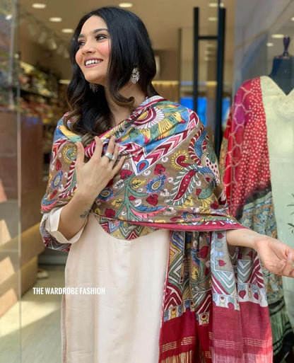 IVORY WHITE WITH STYLISH RED DUPATTA